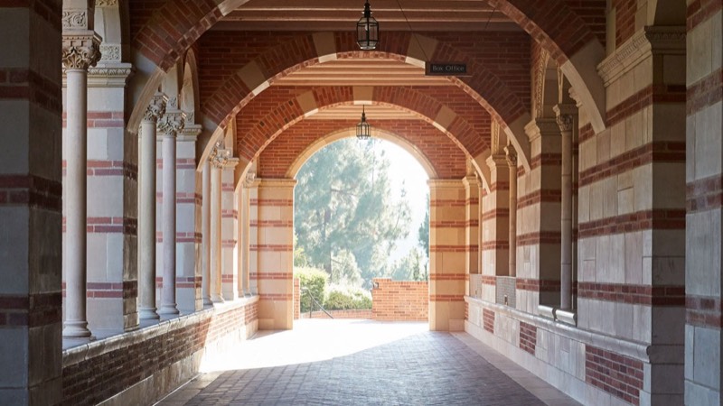加州大学洛杉矶分校 UCLA